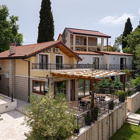 Sunset & Sunrise Villas In Stanisici-Two Villas With Common Pool Будва Екстер'єр фото