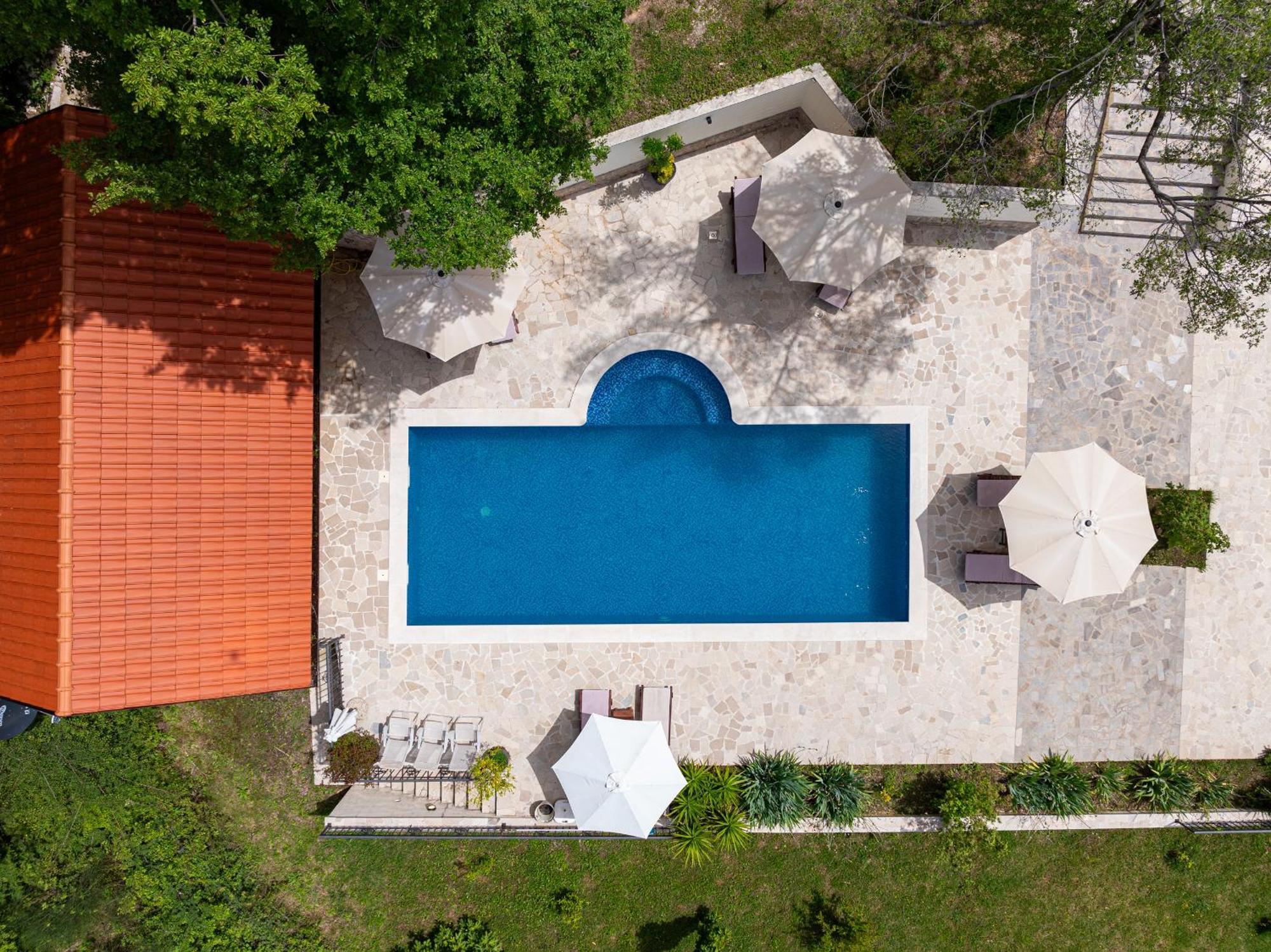 Sunset & Sunrise Villas In Stanisici-Two Villas With Common Pool Будва Екстер'єр фото