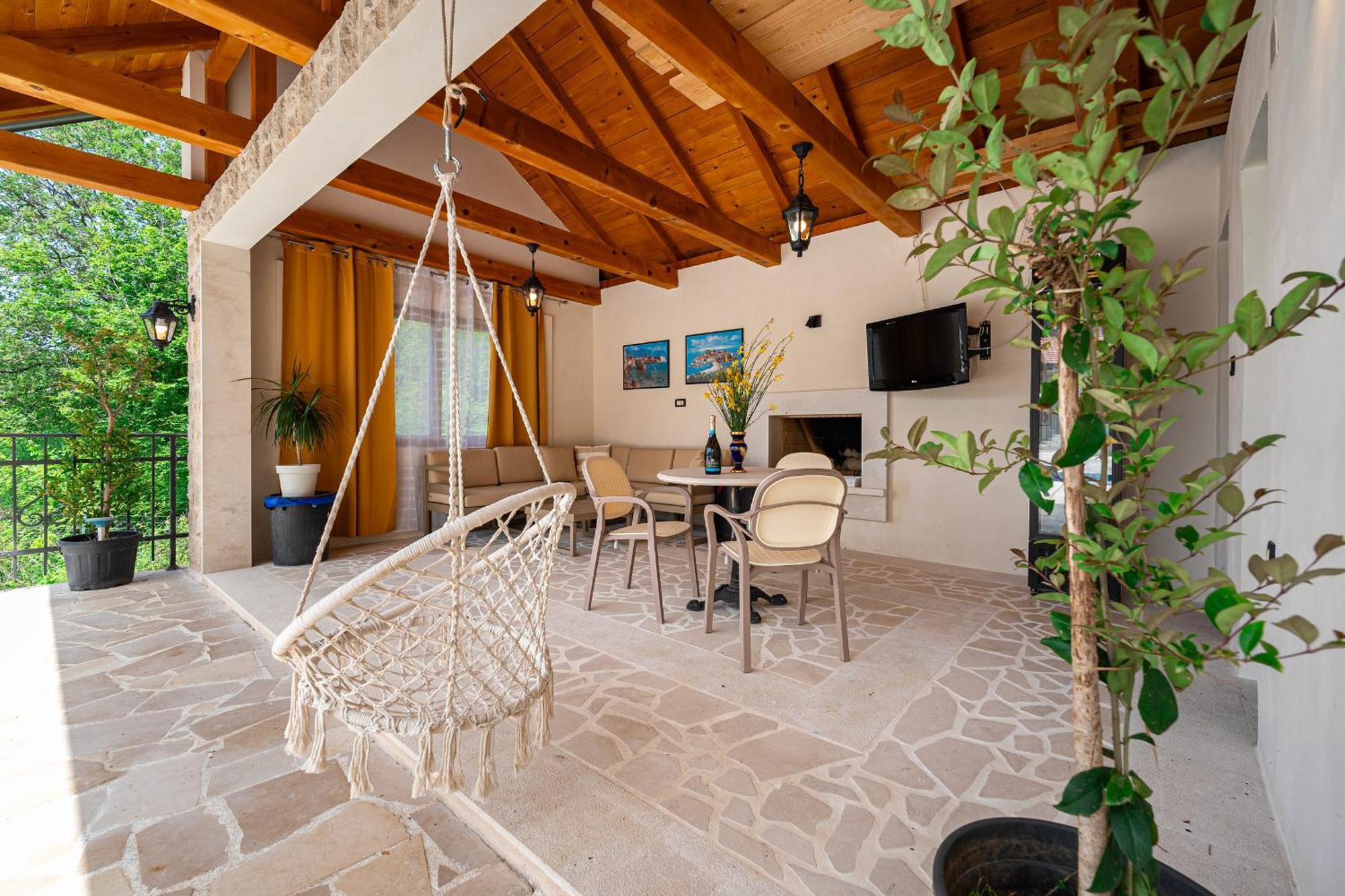 Sunset & Sunrise Villas In Stanisici-Two Villas With Common Pool Будва Екстер'єр фото